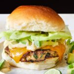CHICKEN CHEESE BURGER