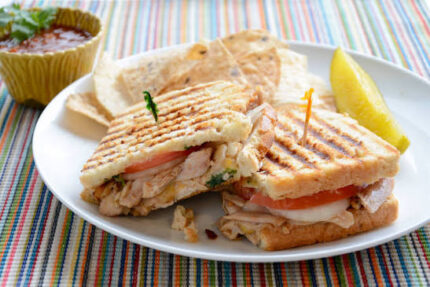 GRILLED CHICKEN SANDWICH