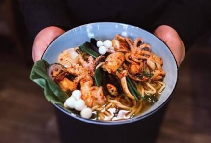RAMEN WITH SQUID